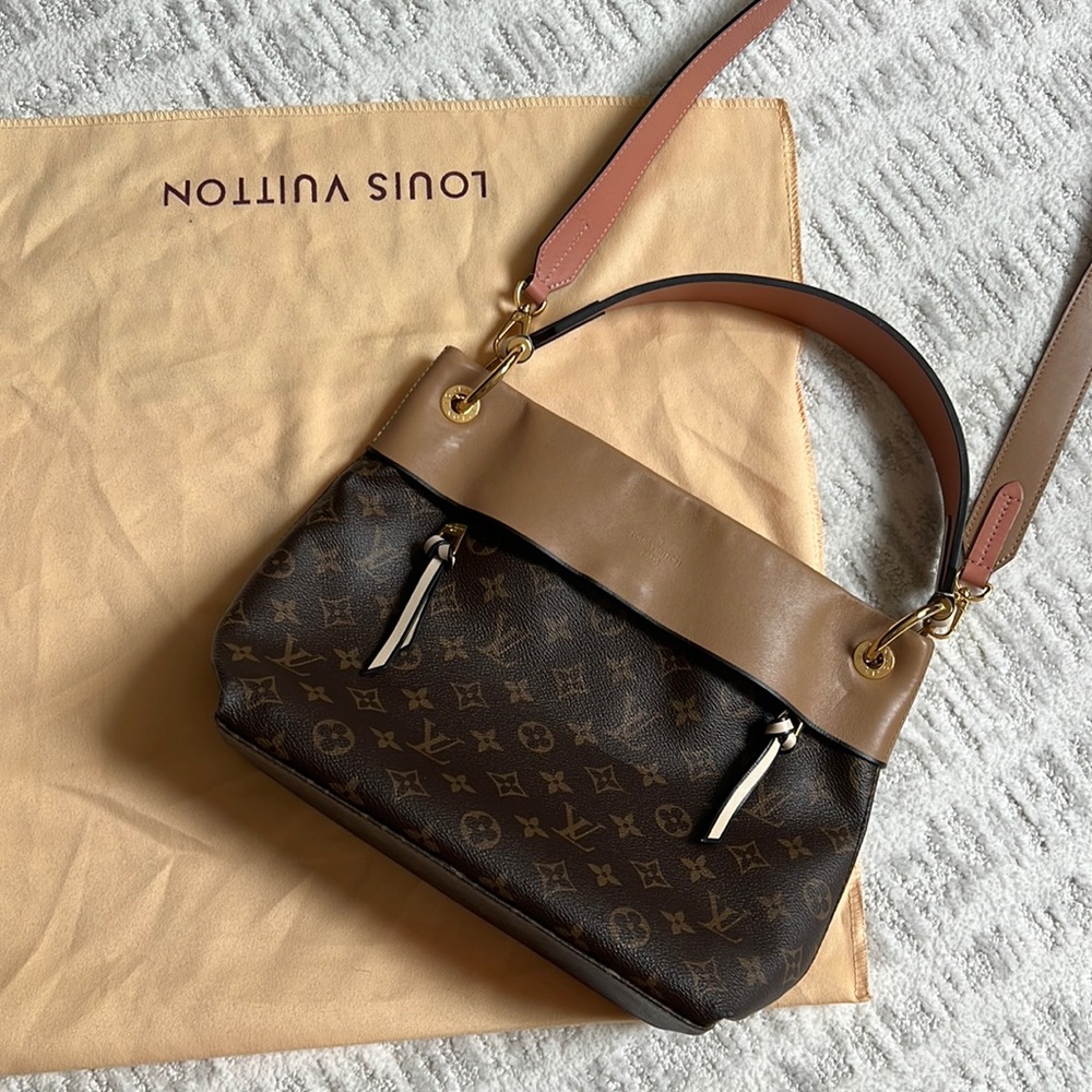 AUTHENTIC LOUIS VUITTON. Tuileries Hobo
